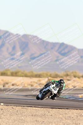 media/Dec-07-2025-CVMA (Sun) [[3e7d2de5dc]]/Race 18-Formula Twins-Formula 40 UL/